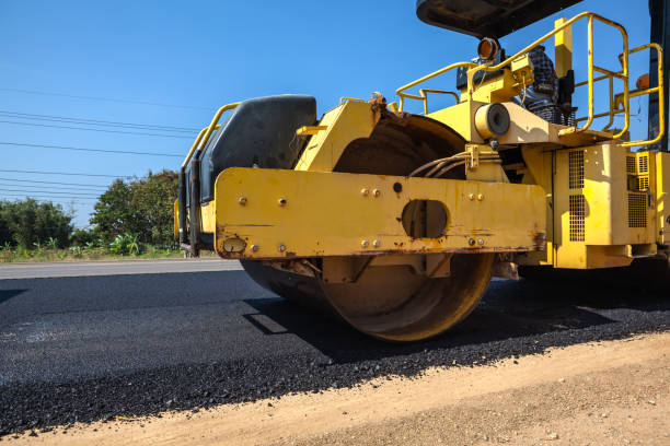 Best Local Driveway Pavers  in Iuka, MS